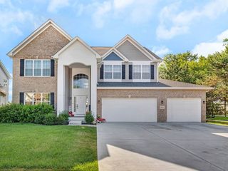 26449 S Waterford Trail, Channahon, IL 60410