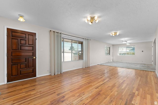 3215 S 2100 ST, Millcreek, UT 84109