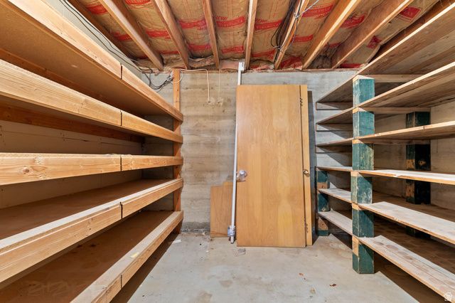 3215 S 2100 ST, Millcreek, UT 84109