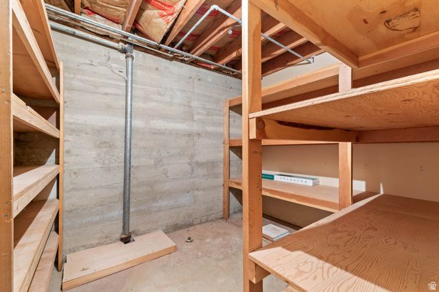 3215 S 2100 ST, Millcreek, UT 84109