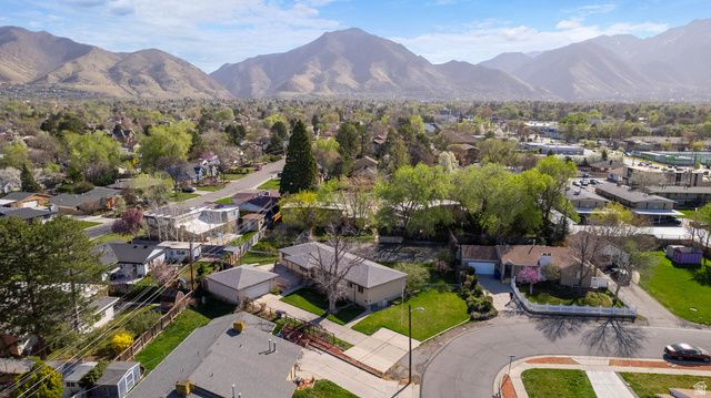 3215 S 2100 ST, Millcreek, UT 84109