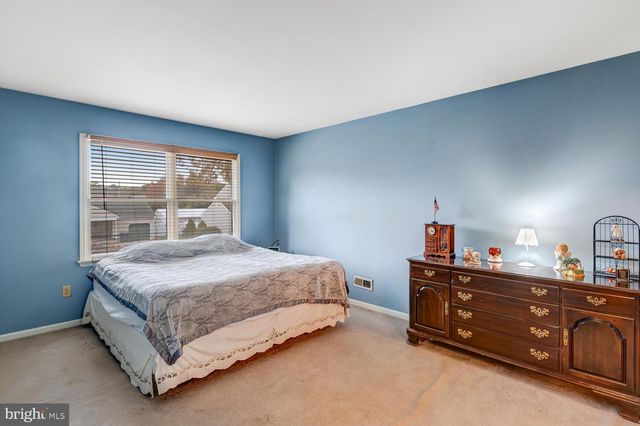 111 W HOLLY LN, Little Egg Harbor Twp, NJ 08087