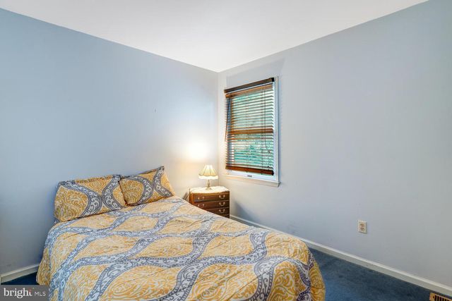 111 W HOLLY LN, Little Egg Harbor Twp, NJ 08087