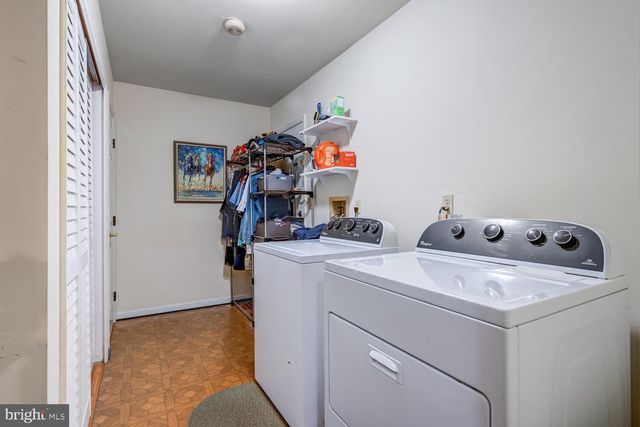 111 W HOLLY LN, Little Egg Harbor Twp, NJ 08087