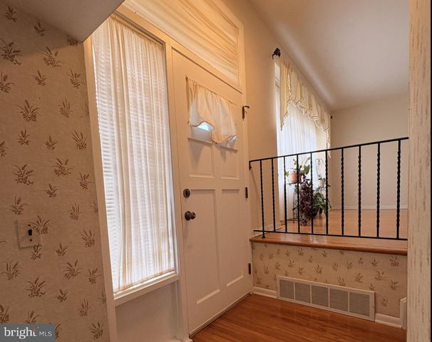 12 WINDING WAY, Mount Holly, NJ 08060