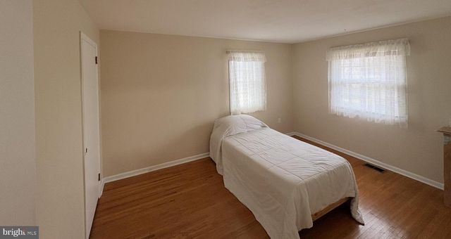 12 WINDING WAY, Mount Holly, NJ 08060