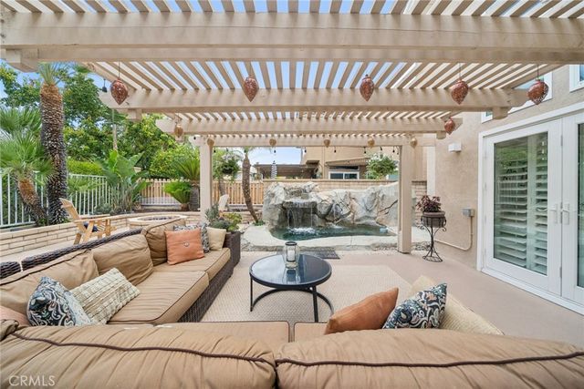 510 S Laureltree, Anaheim Hills, CA 92808