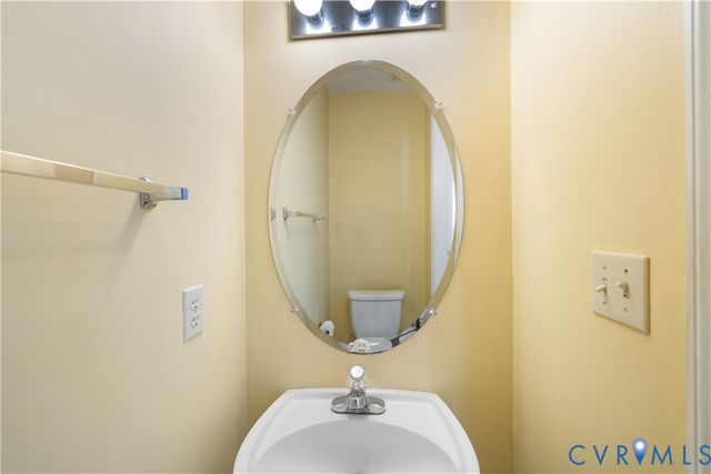 1403 4th Avenue Ext, Farmville, VA 23901