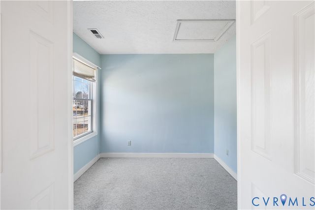 1403 4th Avenue Ext, Farmville, VA 23901