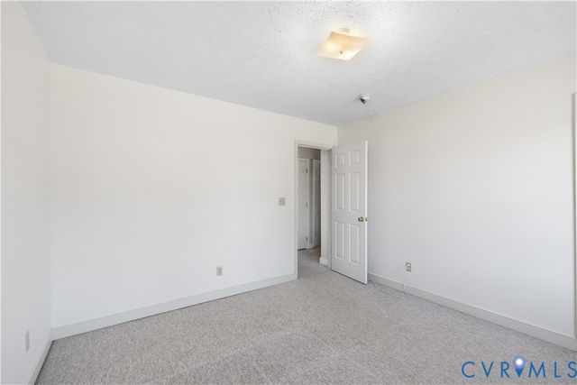 1403 4th Avenue Ext, Farmville, VA 23901