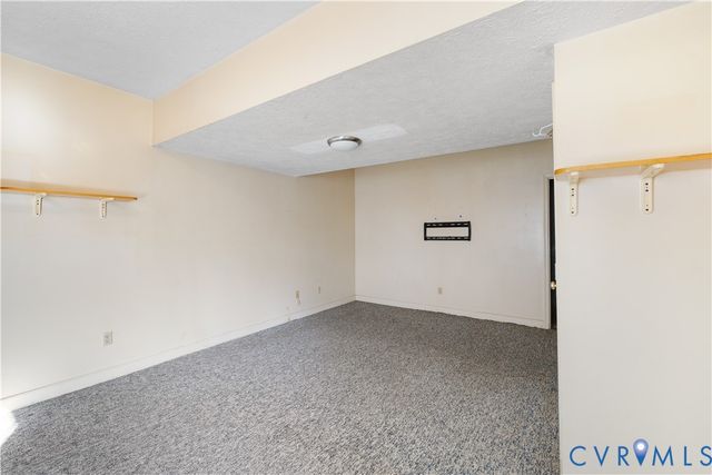 1403 4th Avenue Ext, Farmville, VA 23901