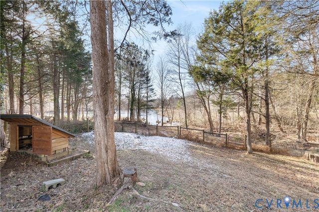 1403 4th Avenue Ext, Farmville, VA 23901