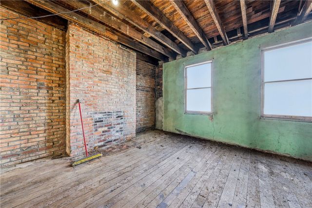 431 E Carson St, South Side, PA 15203