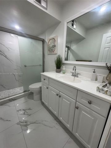 9330 Sunrise lakes 304, Sunrise, FL 33322