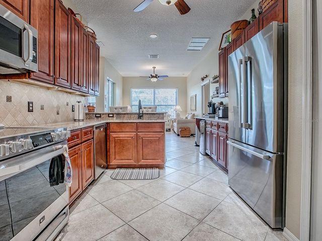 24018 ROBINWOOD STREET, Leesburg, FL 34748