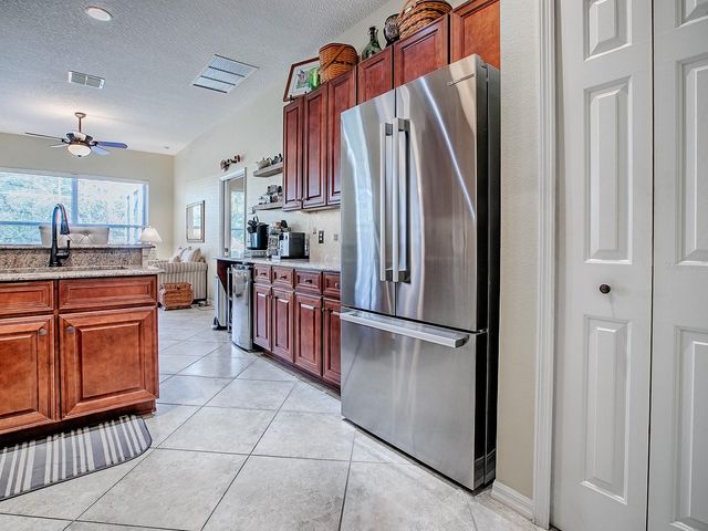 24018 ROBINWOOD STREET, Leesburg, FL 34748