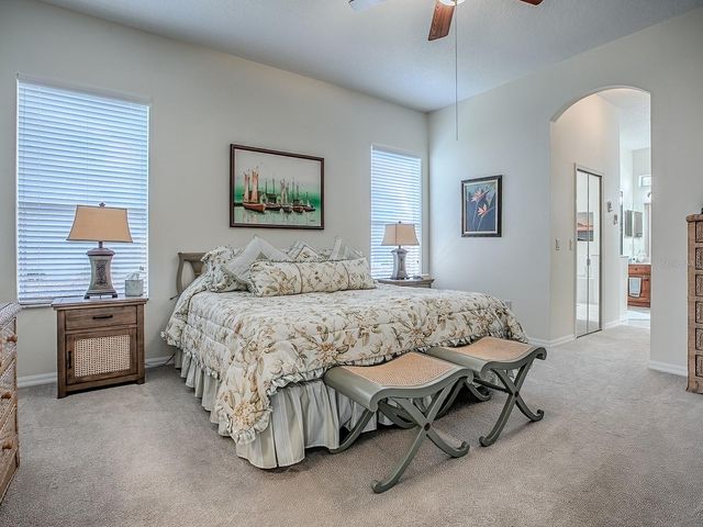 24018 ROBINWOOD STREET, Leesburg, FL 34748