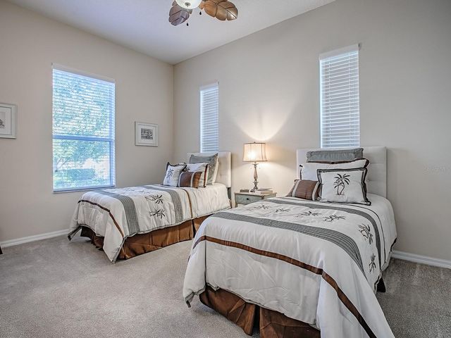 24018 ROBINWOOD STREET, Leesburg, FL 34748