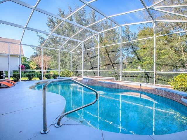 24018 ROBINWOOD STREET, Leesburg, FL 34748