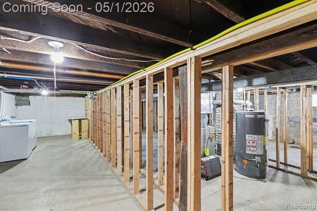 5200 Hatchery Road, Waterford, MI 48329