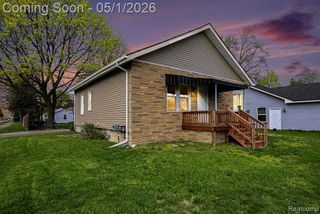 5200 Hatchery Road, Waterford, MI 48329