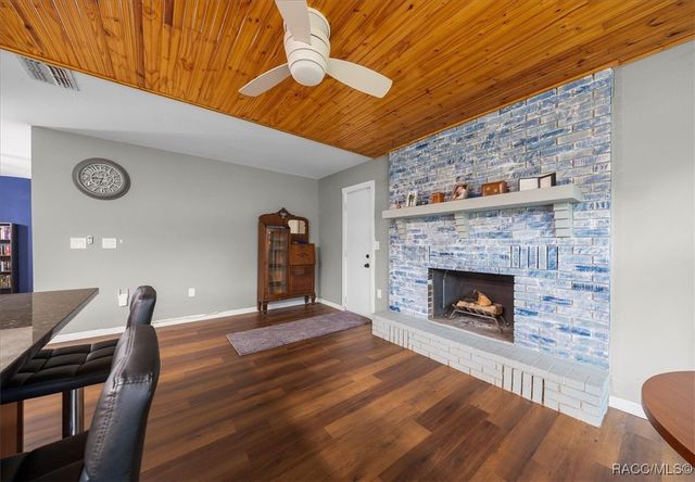 1161 N Van Nortwick Road, Lecanto, FL 34461