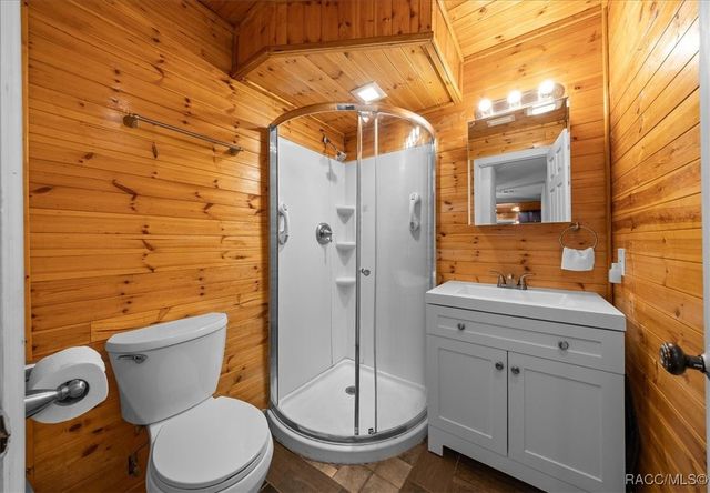 1161 N Van Nortwick Road, Lecanto, FL 34461