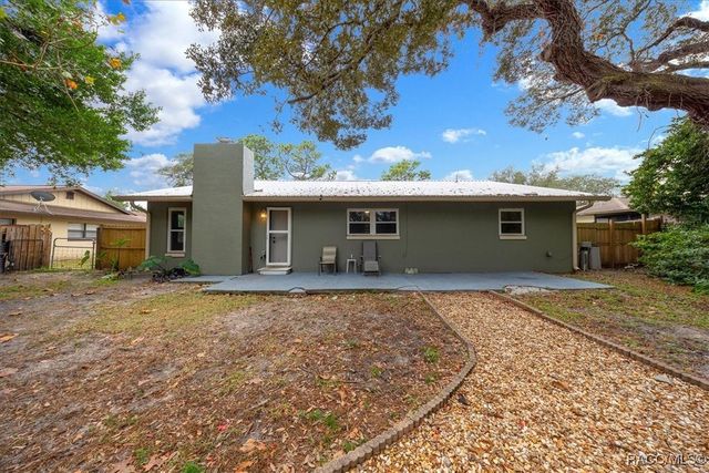 1161 N Van Nortwick Road, Lecanto, FL 34461