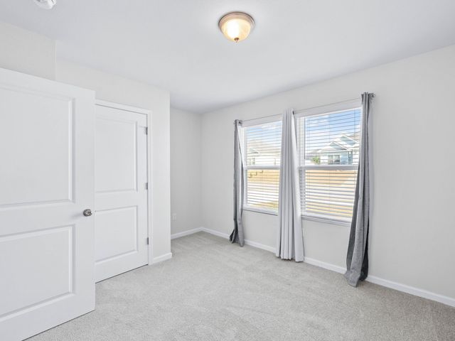 462 Whispering Creek Avenue, Freeport, FL 32439