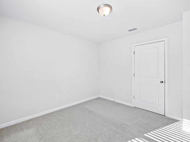 462 Whispering Creek Avenue, Freeport, FL 32439