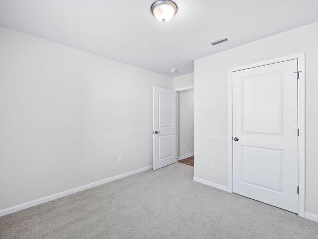 462 Whispering Creek Avenue, Freeport, FL 32439