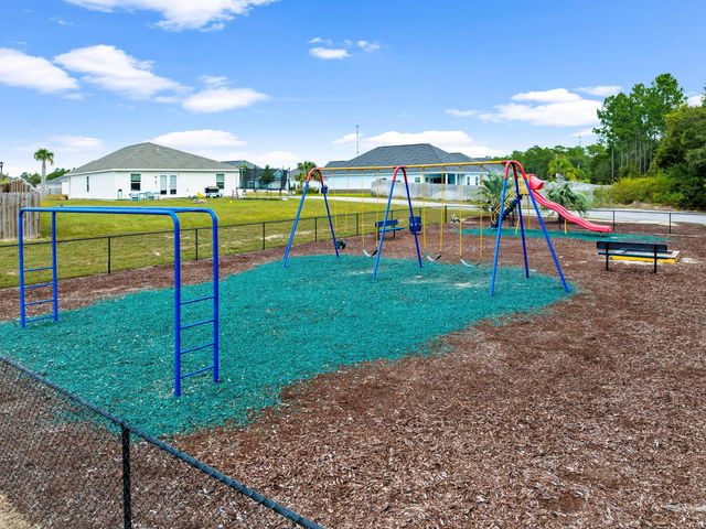 462 Whispering Creek Avenue, Freeport, FL 32439