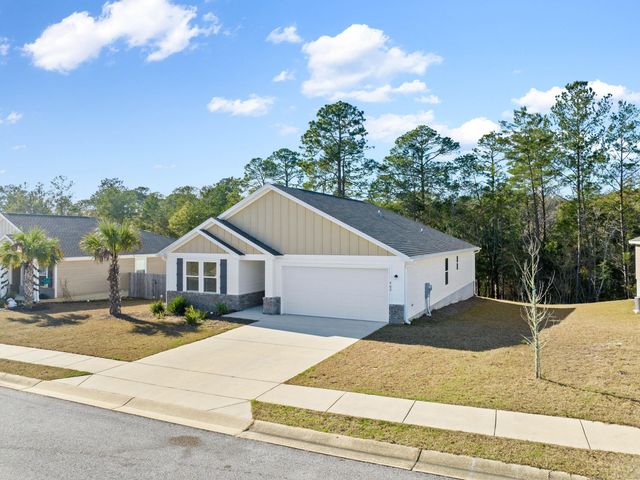 462 Whispering Creek Avenue, Freeport, FL 32439