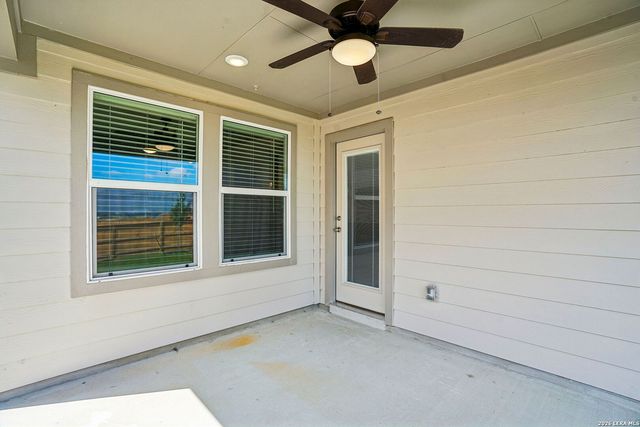 5428 Wrangler Way, Marion, TX 78124