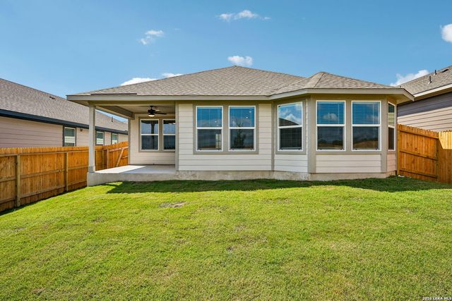 5428 Wrangler Way, Marion, TX 78124