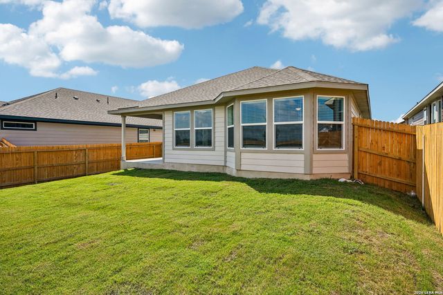 5428 Wrangler Way, Marion, TX 78124