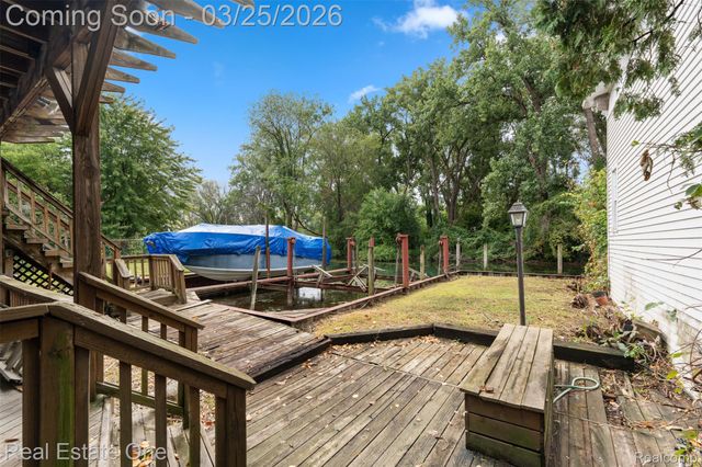 14356 Harbor Island, Detroit, MI 48215