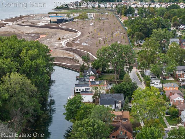 14356 Harbor Island, Detroit, MI 48215