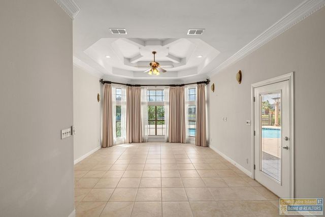 15 Whooping Crane Dr., Laguna Vista, TX 78578