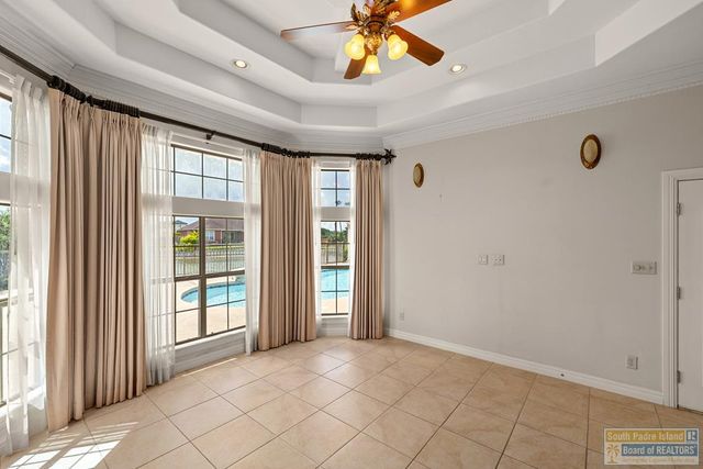 15 Whooping Crane Dr., Laguna Vista, TX 78578