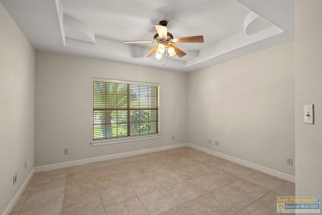 15 Whooping Crane Dr., Laguna Vista, TX 78578