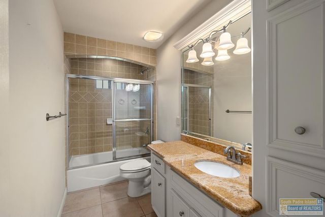 15 Whooping Crane Dr., Laguna Vista, TX 78578