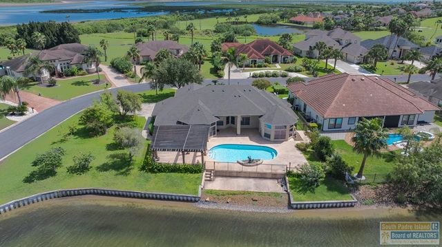15 Whooping Crane Dr., Laguna Vista, TX 78578
