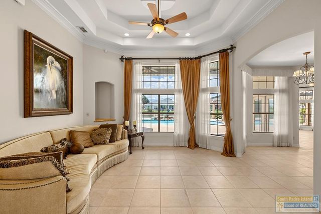 15 Whooping Crane Dr., Laguna Vista, TX 78578