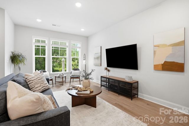 1128 Drummond Avenue, Charlotte, NC 28205