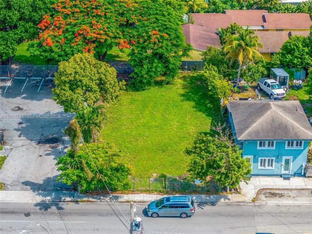 2177 NW 28th Street, Miami, FL 33142