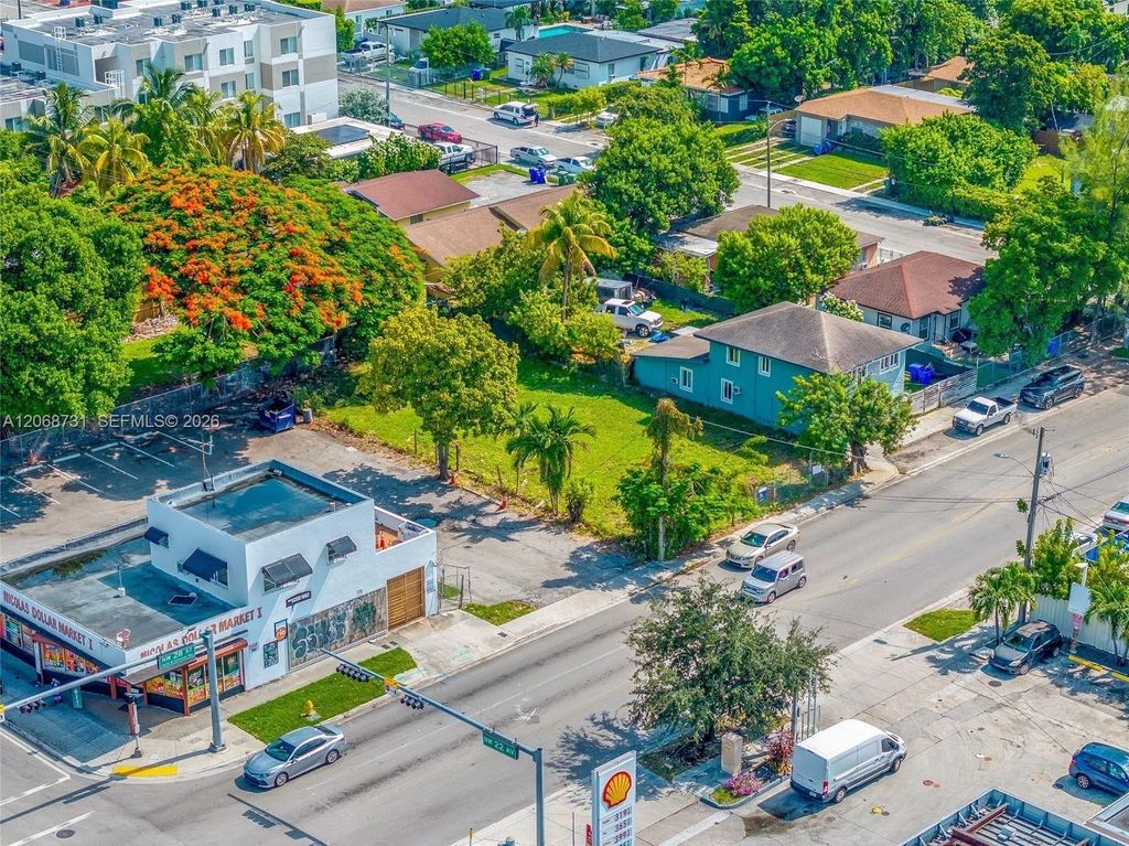 2177 NW 28th Street, Miami, FL 33142