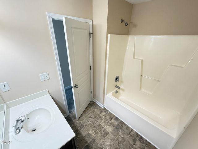 705 Keystone Park Drive 26, Morrisville, NC 27560