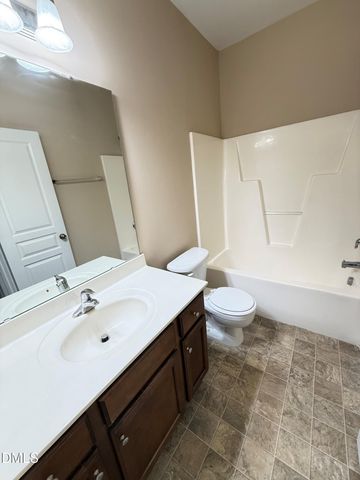 705 Keystone Park Drive 26, Morrisville, NC 27560