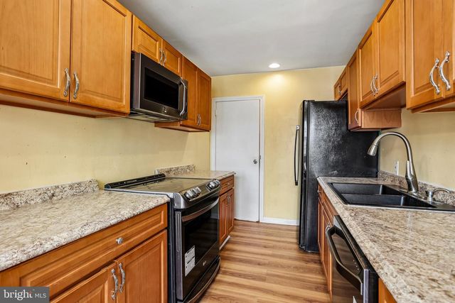 727 CYPRESS ST, Lansdowne, PA 19050